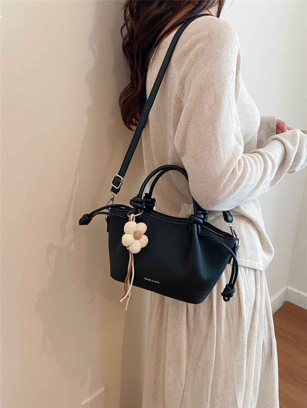 Quentin | Womens Shoulder Bag Trendy Crossbody Handbag Tote
