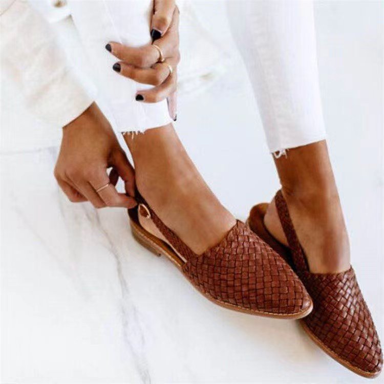 Marisol | Womens Pointed Toe Buckle Strap Flat Sandals - 9