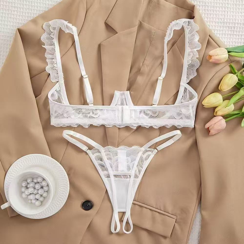 Noor | Womens Plus Size Lace Lingerie Bra Thong Set - White