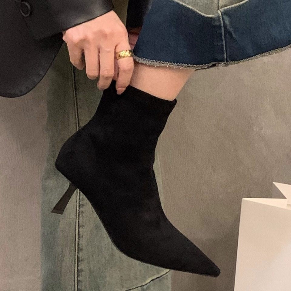 Odalys | Womens Pointed Toe Kitten Heel Suede Ankle Boots - 4