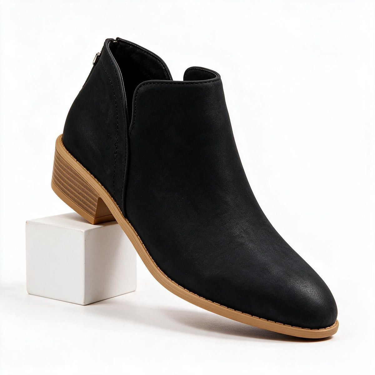Rosalie | Womens Pointed Toe Block Heel Court Shoes On Pumps Black packshot