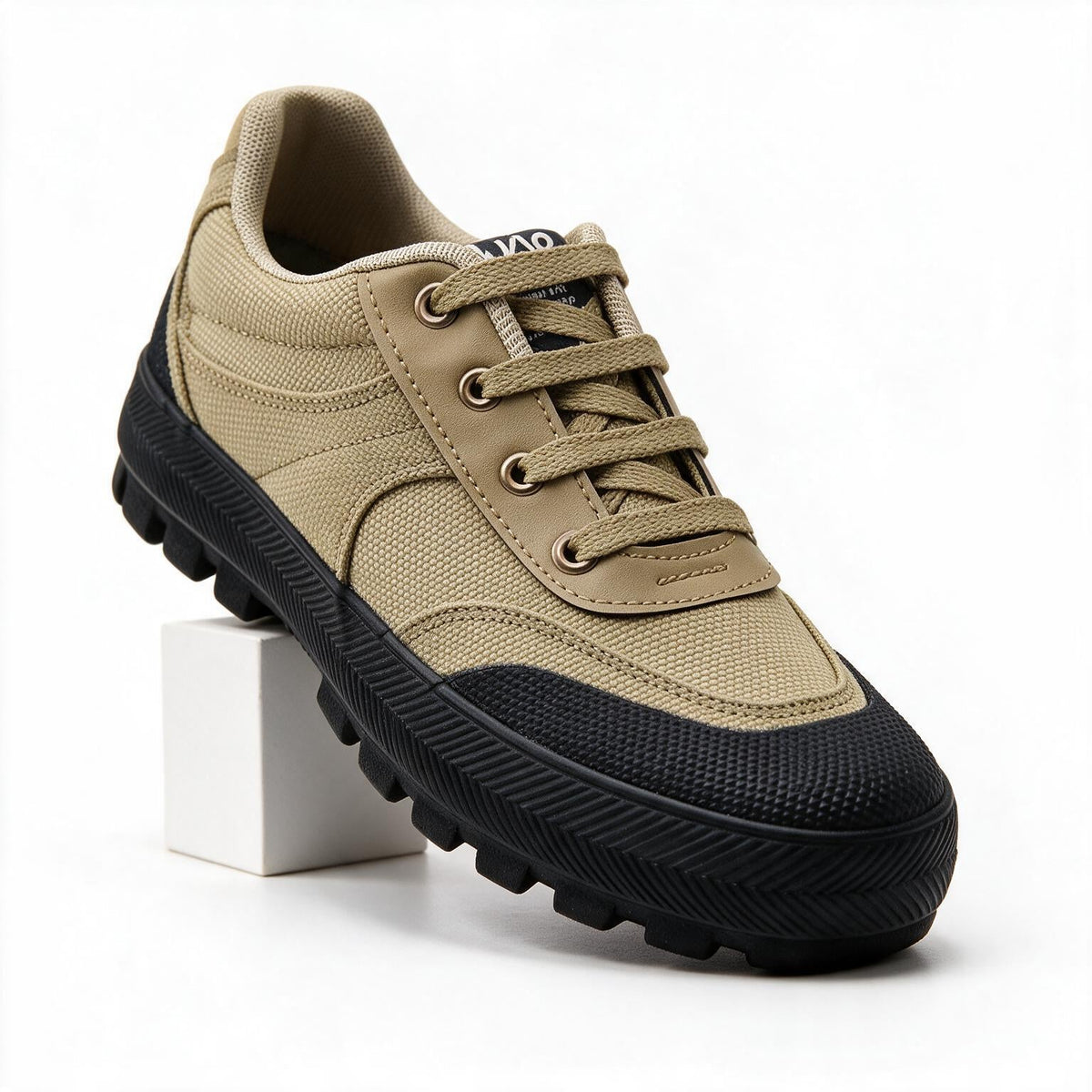 Jonah | Mens Trainers Sports Shoes Non Slip Breathable Running Work Shoes War Eagle 3 packshot
